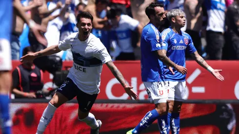 Universidad Católica derrotó a la U y se acerca a la Copa Libertadores.