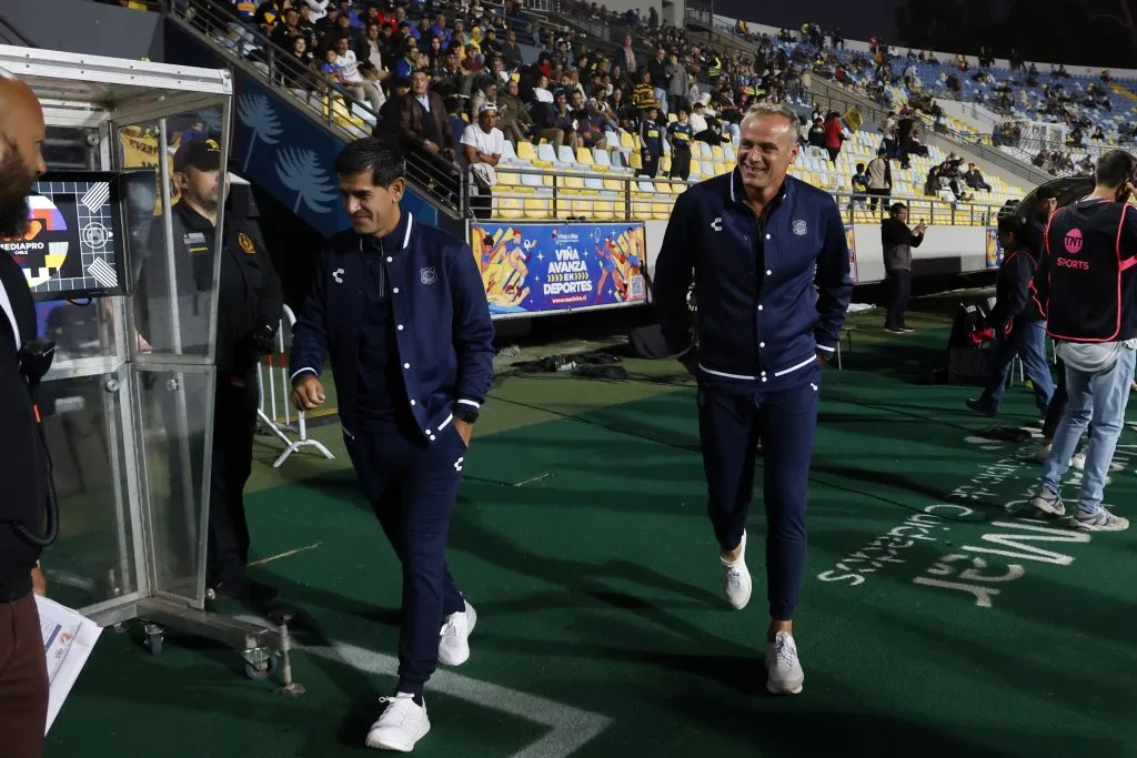 Gustavo Dalsasso y Julio Barroso volverían a la banca de Everton para lo que resta de temporada. (Foto: Raul Zamora/Photosport)