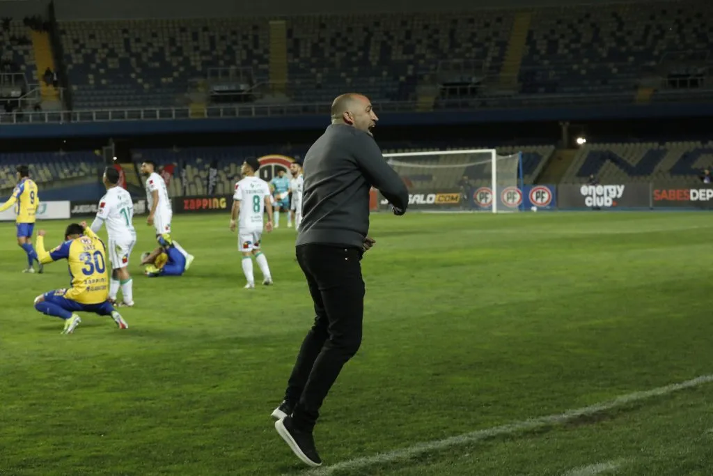 Cristian Muñoz celebró el 3-2 de U. de Concepción ante Deportes Temuco. (MARCO VAZQUEZ/Photosport).