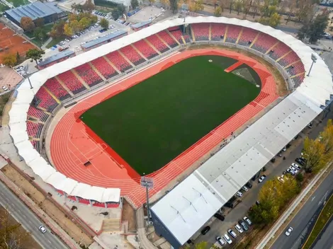 Molestia total: Exponen malas condiciones en moderno estadio chileno
