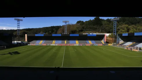 El Huachipato-CAP acero innovó con una nueva locación que no gustó para nada a los fanáticos acereros.