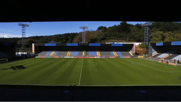El Huachipato-CAP acero innovó con una nueva locación que no gustó para nada a los fanáticos acereros.
