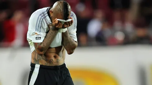 Arturo Vidal se lamenta por el empate de Colo colo ante Limache.