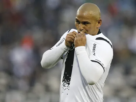 Suazo se emociona con Colo Colo y se quiere poner en la buena