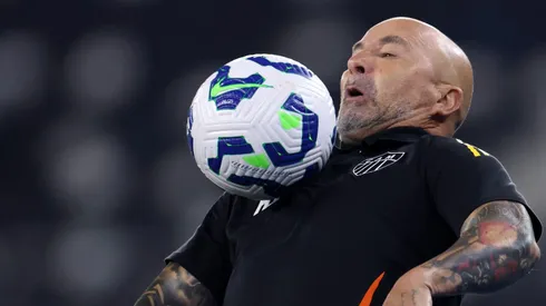 Sampaoli y su campaña en Brasil lo tienen esperando por la U o Lanús.