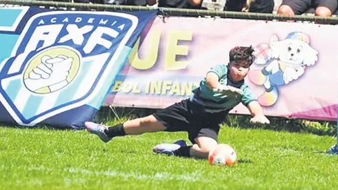 Bruno Herrera fue elegido el mejor arquero en competencia internacional.