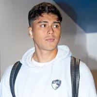 DT de Le Havre destroza los códigos del fútbol y ridiculiza a Damián Pizarro: ＂No está...＂