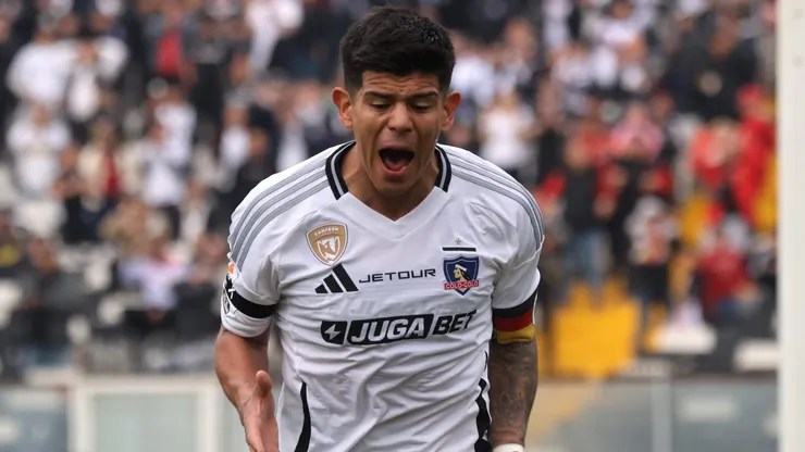 Esteban Pavez se quejó de que Fernando Ortiz lo tenga cortado en Colo Colo.