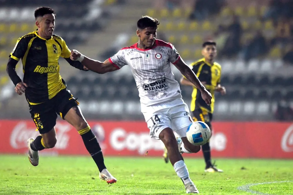 Unión La Calera necesita sumar ante Coquimbo Unido para respirar un poco más tranquilos en la parte baja. | Foto: Photosport.