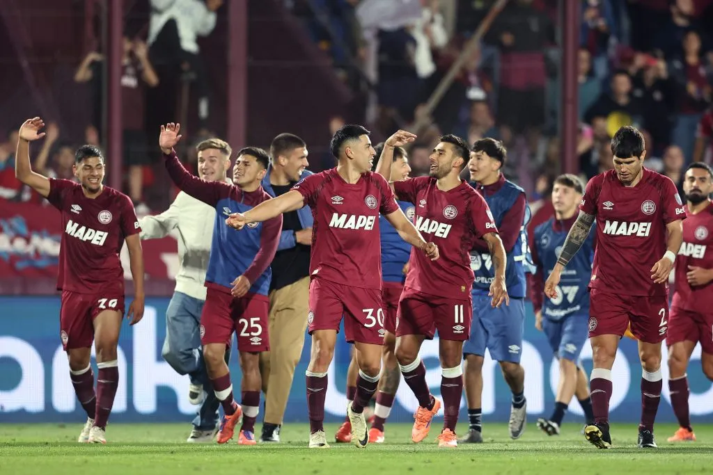 Lanús celebró la clasificación a la final de la Copa Sudamericama.  (Photo by Alejandro Pagni/Getty Images)