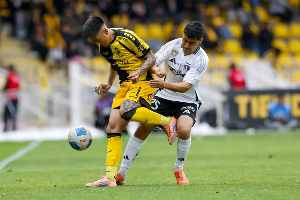 Tomás Alarcón toma el lugar de Arturo Vidal en la formación titular de Colo Colo. Foto: Photosport.