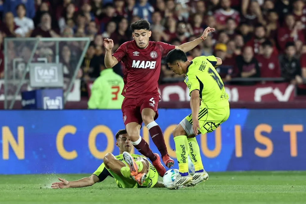 El Negro Pérez fue clave ante la U.  (Photo by Alejandro Pagni/Getty Images)