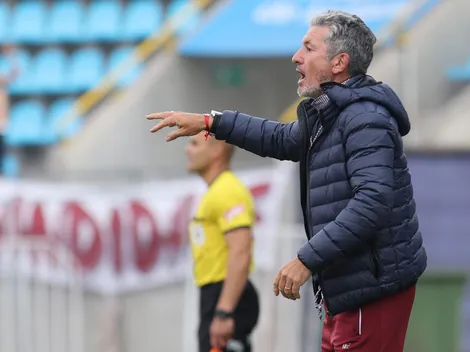 Bielsista, "bombero" y... ¿masón?: el DT que está salvando a La Serena