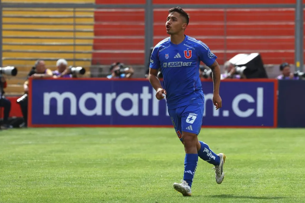 Futbol, Colo Colo vs Universidad de Chile.
Supercopa 2025
El jugador de Universidad de Chile Nicolas Guerra, centro, celebra su gol durante el partido por la Supercopa 2025 contra Colo Colo disputado en el estadio Santa Laura en Santiago, Chile.
14/09/2025
Jonnathan Oyarzun/Photosport

Football, Colo Colo vs Universidad de Chile.
2025 Supercopa
Universidad de Chile’s player Nicolas Guerra, center, celebrates his goal during the Supercopa 2025 match against Colo Colo at the Santa Laura stadium in Santiago, Chile.
14/09/2025
Jonnathan Oyarzun/Photosport