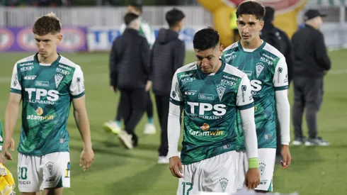 Santiago Wanderers sufrió una dura derrota ante Magallanes.