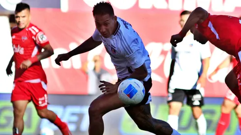 Javier Correa puso en duda su futuro en Colo Colo