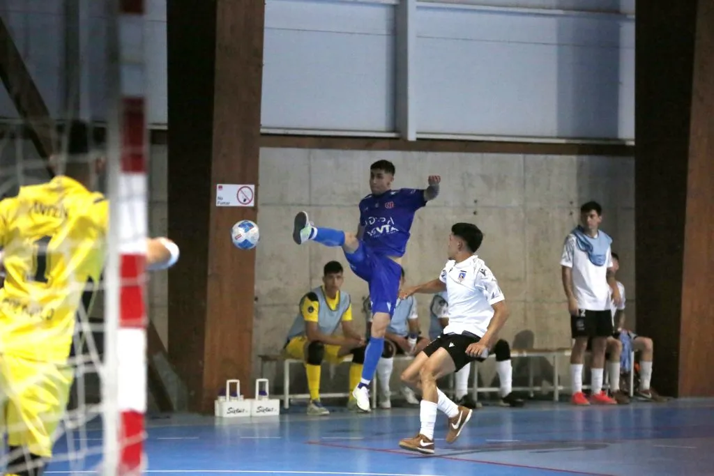 Colo Colo vencía por 2-1 a la U en el Superclásico del Futsal. Foto: U de Chile Futsal.