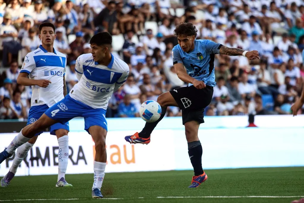 Ignacio Pérez en el duelo de Católica ante O’Higgins