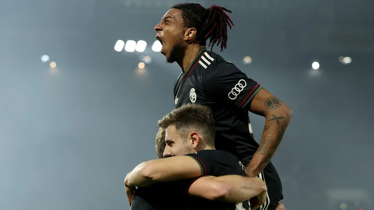 Bayern Munich celebra un gol ante el Colonia, en Alemania