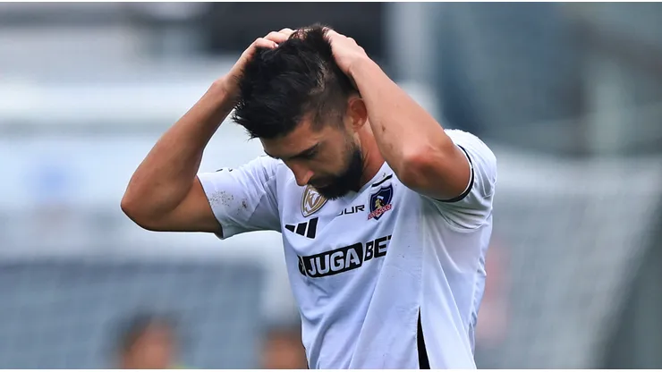 Emiliano Amor es uno de los que podría irse de Colo Colo para el 2026.
