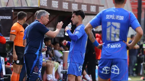 Gustavo Álvarez se guarda la formación hasta el final en la U.