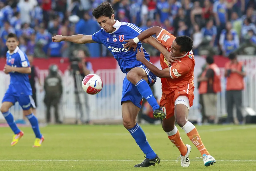 Marcos González fue parte de uno de los equipos más míticos de Universidad de Chile. | Foto: Photosport.