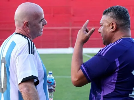 Seleccionado regalón de la FIFA presenta su nueva camiseta