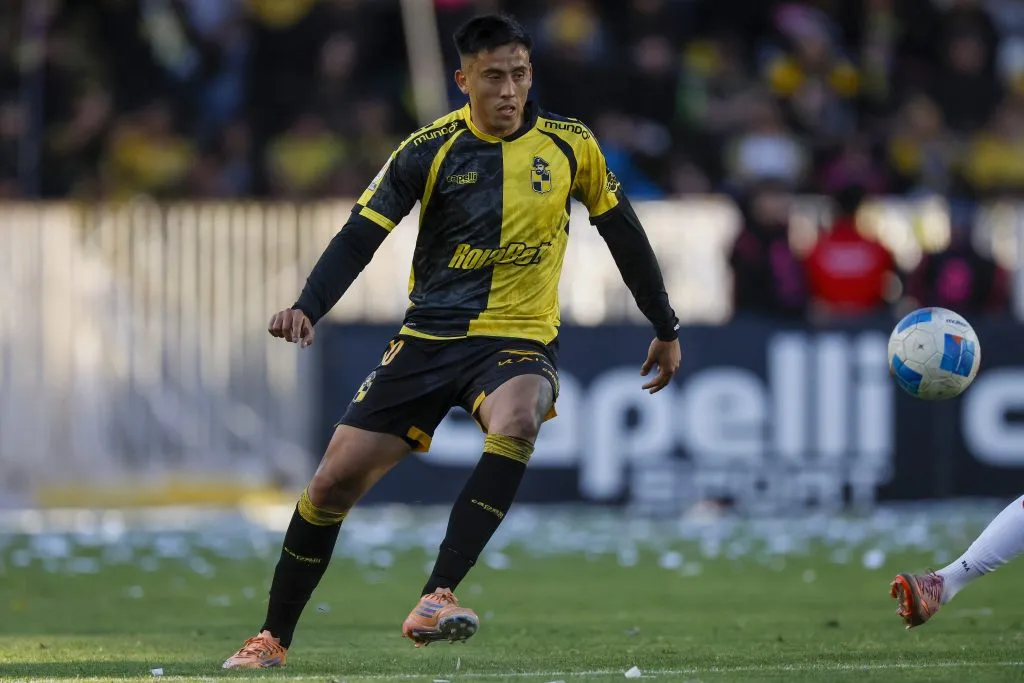 Matías Palavecino jugando por Coquimbo Unido. Foto: Photosport