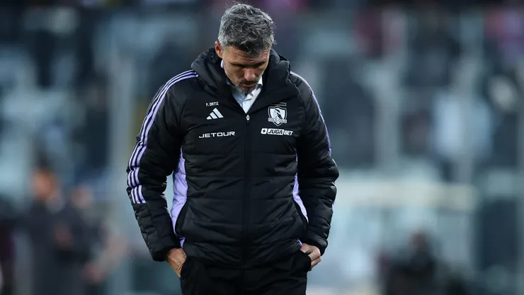 Fernando Ortiz está muy cuestionado en Colo Colo.