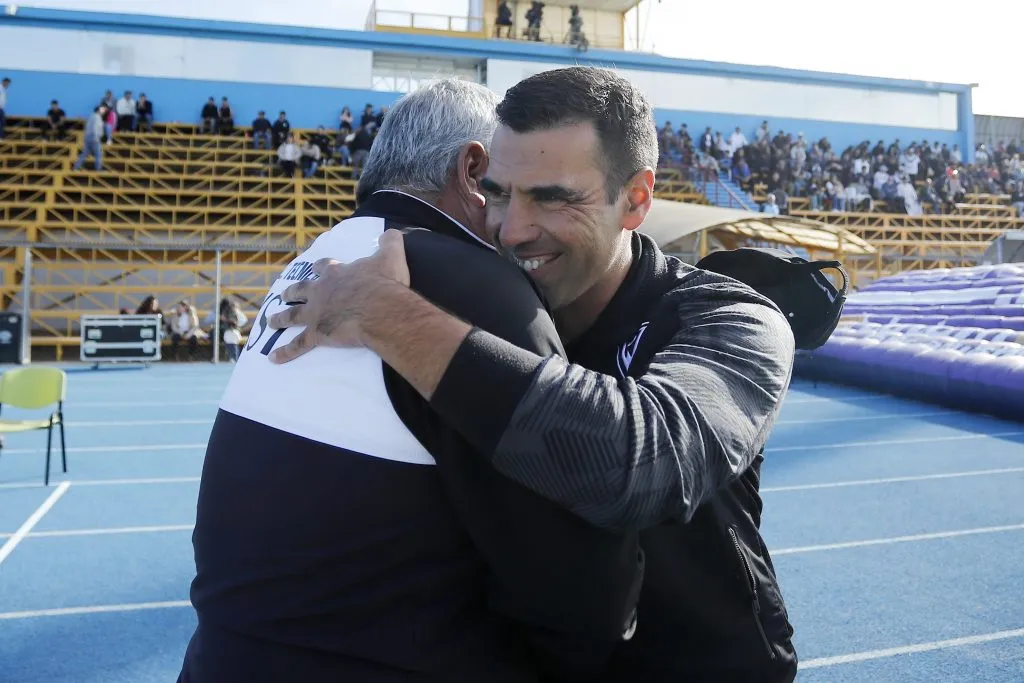 Francisco Palladino tuvo su segundo paso en el fútbol chileno tras dirigir a Wanderers entre 2023 y 2024. | Foto: Photosport.