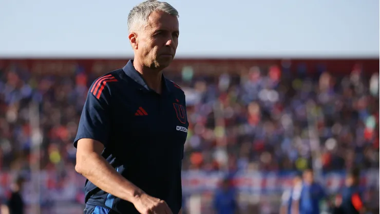 Gustavo Álvarez tiene en duda la continuidad en la U.