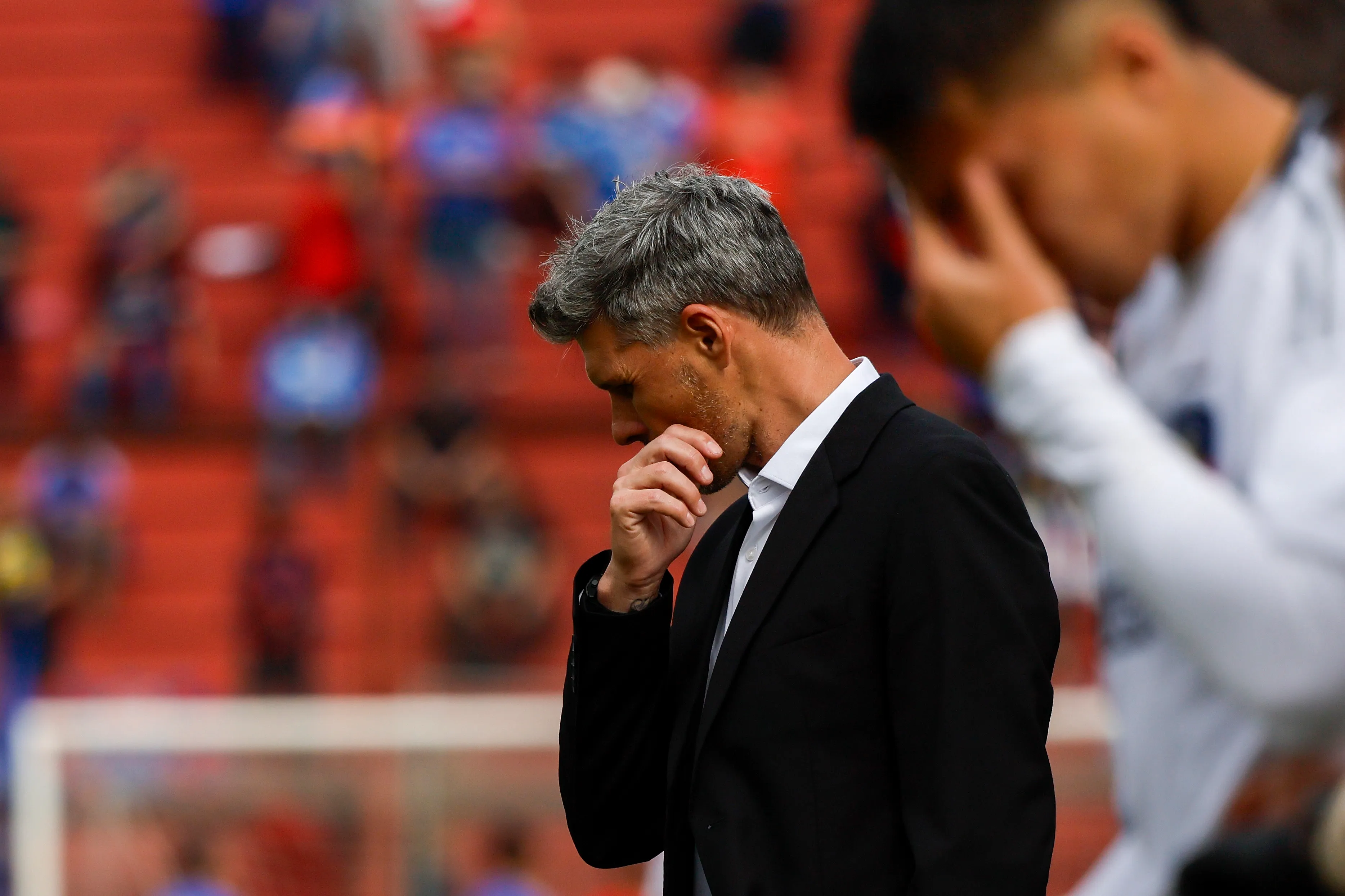 Fernando Ortiz sabe que su época en Colo Colo puede durar apenas un semestre, pero prefiere ser positivo. (Andres Pina/Photosport).