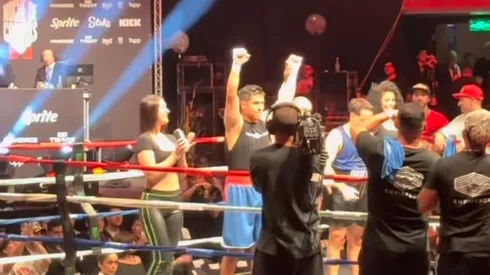 Los jugadores de la U alentaron a Benjamín Arismendi