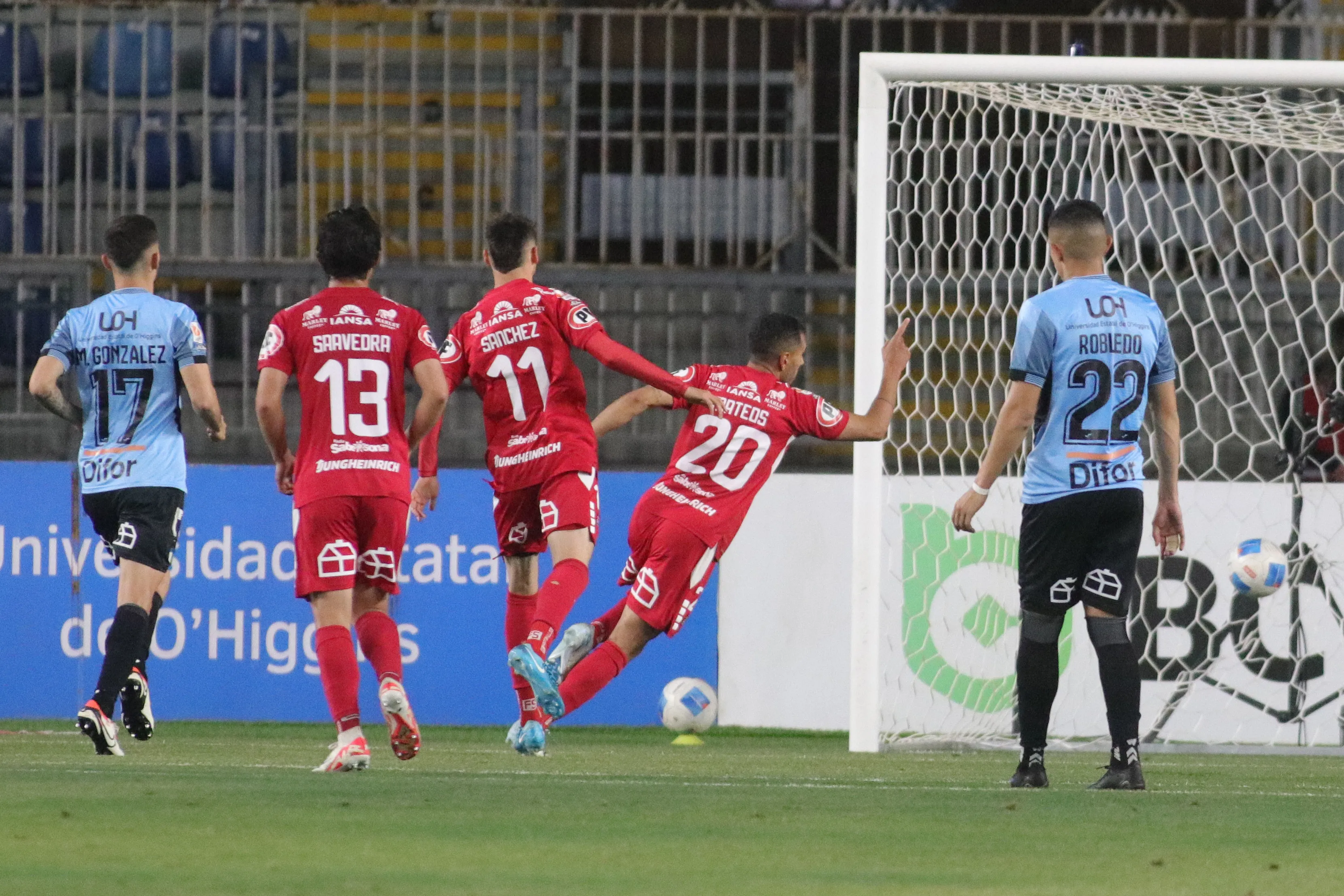 El gol de Federico Mateos a O’Higgins. (Jorge Loyola/Photosport).