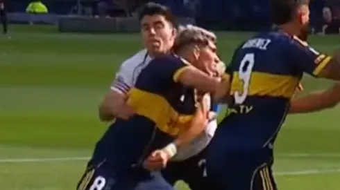 Carlos Palacios generó los reclamos de todo Boca Juniors por un penal que le cometió River Plate.