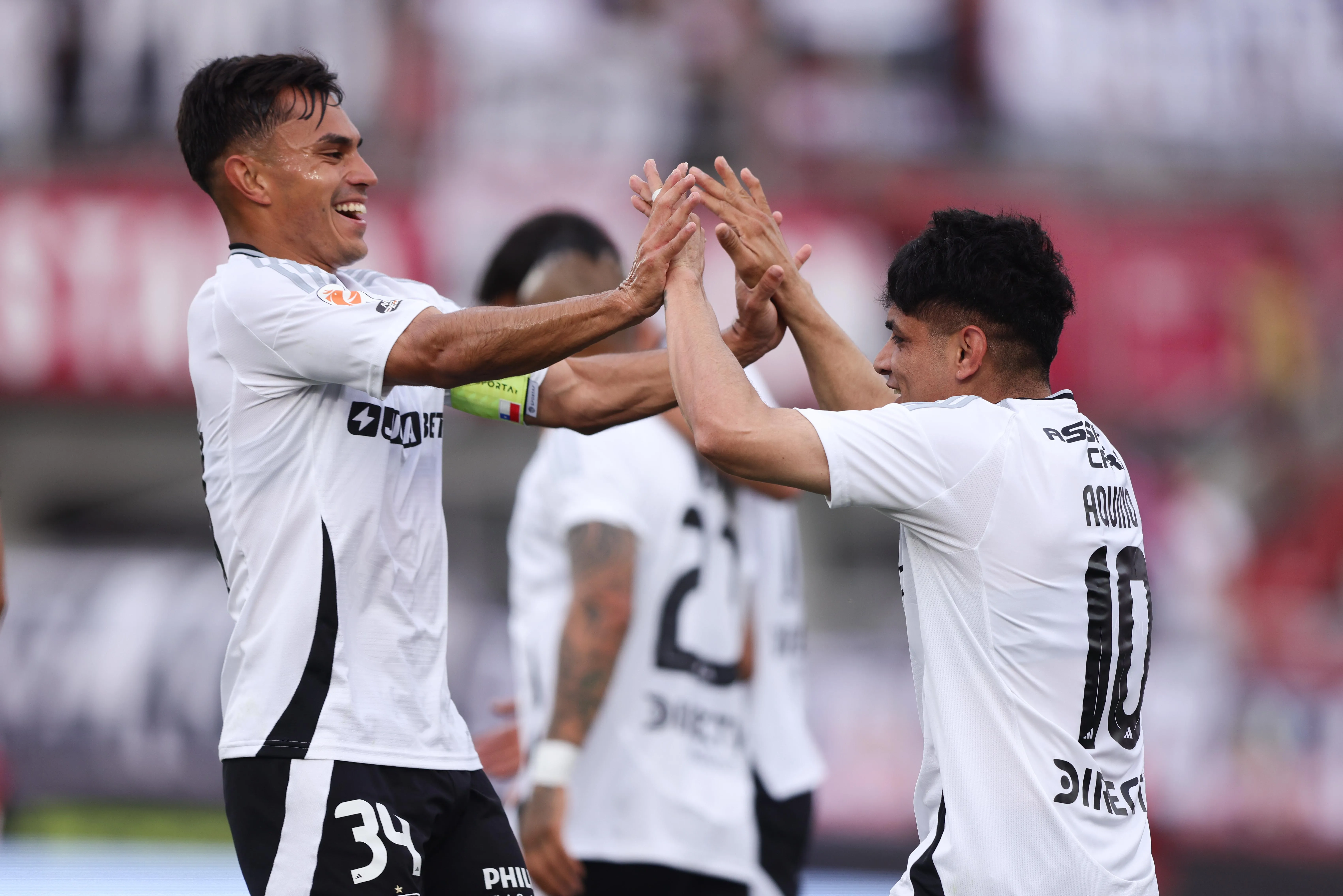 En un momento parecía un sueño lejano, pero ahora Colo Colo depende de sí mismo para clasificar a Copa Sudamericana | Photosport