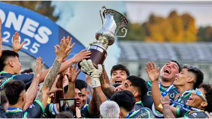 Puerto Montt selló su regreso a la Primera B tras dos años en la Segunda División Profesional.