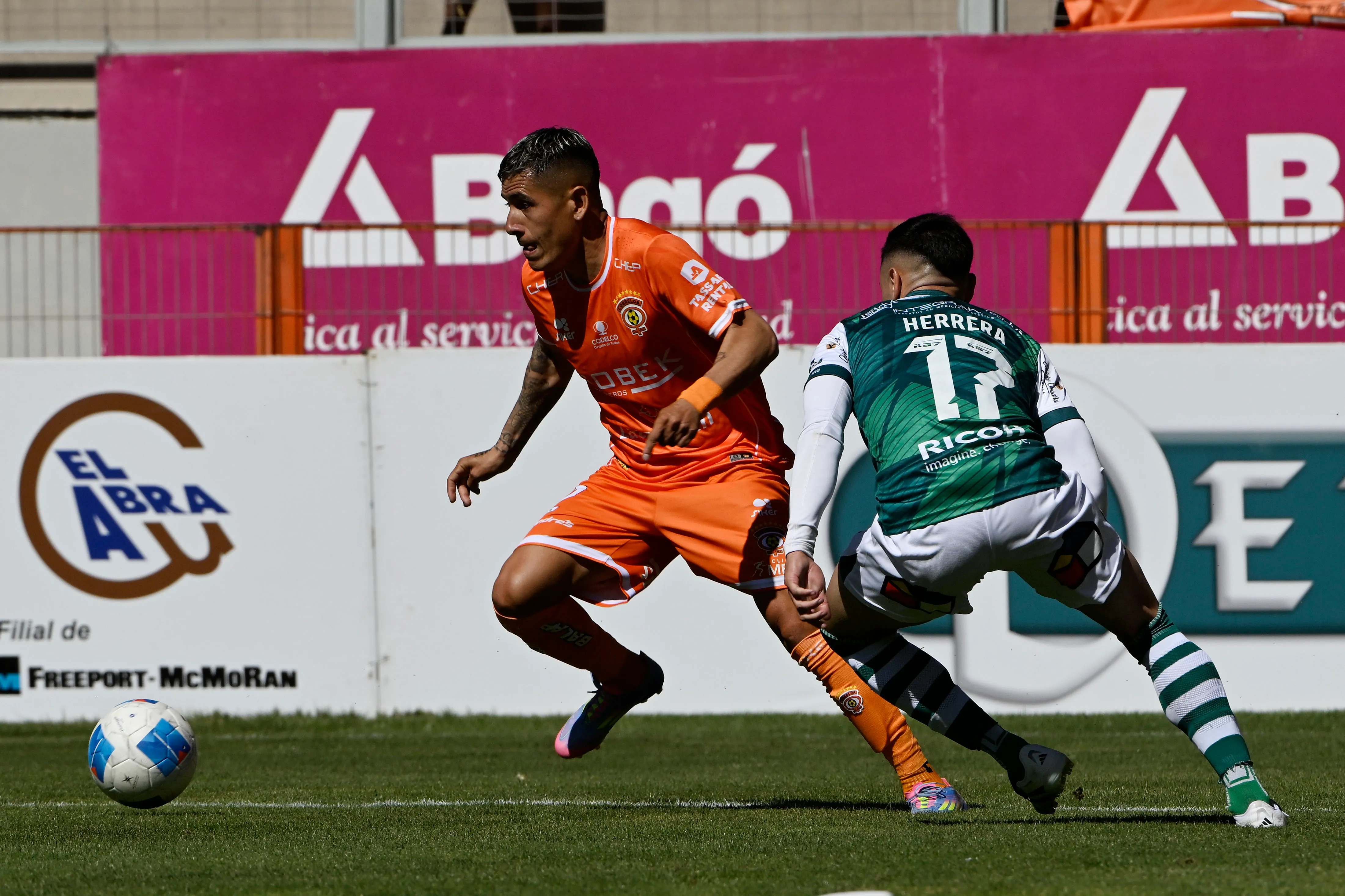 Cobreloa jugó ante Wanderers en Calama en la penúltima fecha del torneo: ganó 2-0