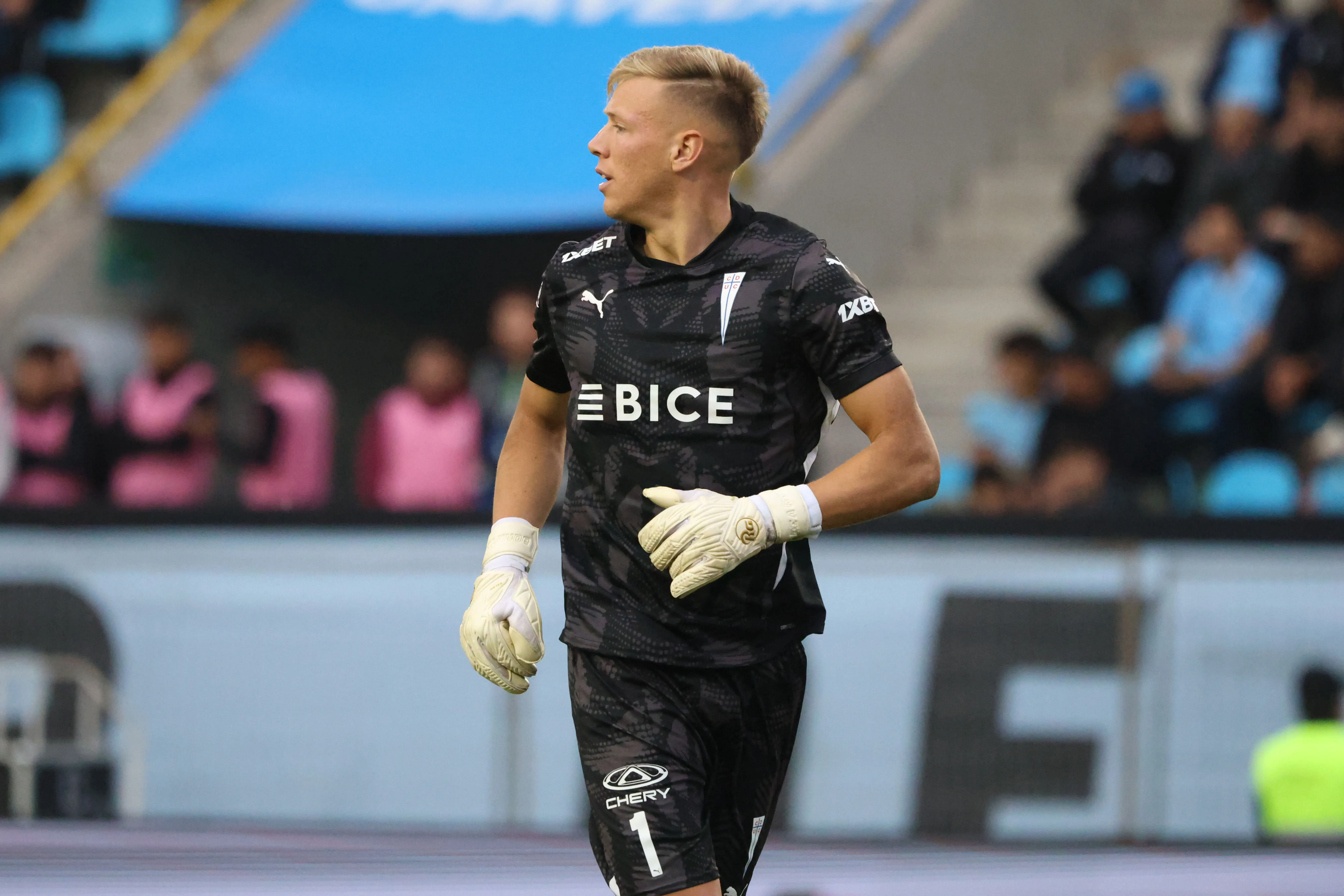 Vicente Bernedo despertó el interés de histórico club argentino/Photosport