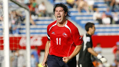 Marcelo Salas y un histórico gol en la Roja.