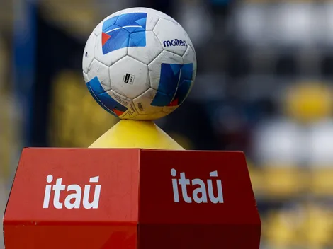 Rival directo de Colo Colo en la Liga de Primera se queda sin DT