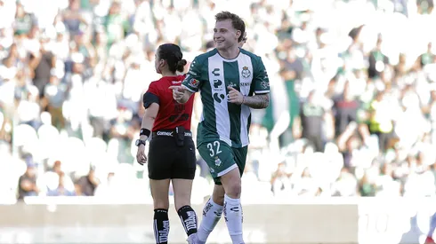 Barti no seguirá en México.