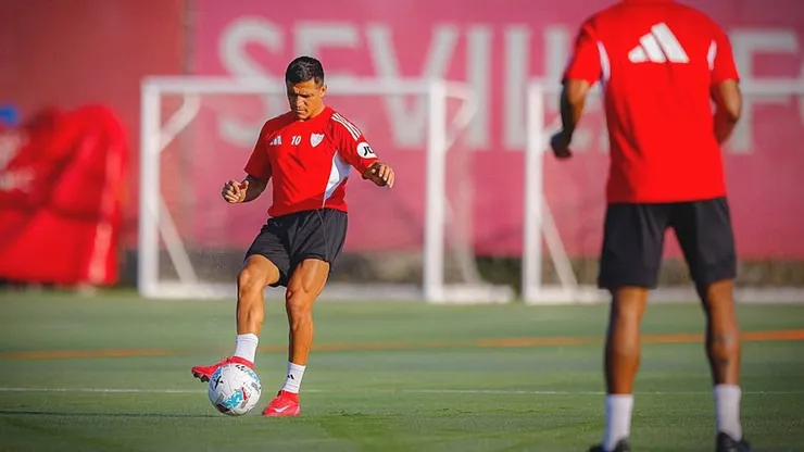 Sánchez apunta a llegar al clásico con el Real Betis