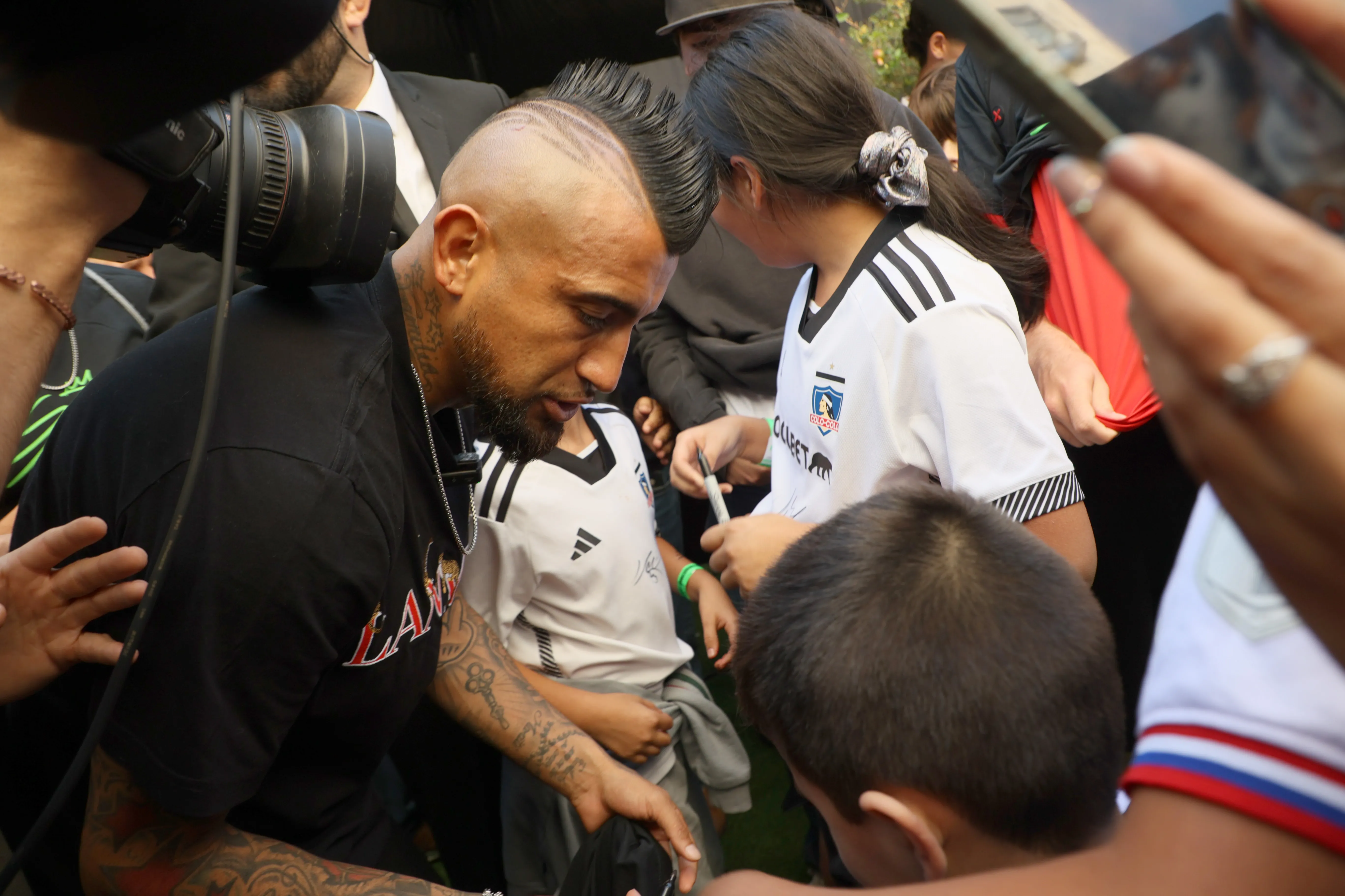 Arturo Vidal se maneja con las multitudes | Photosport