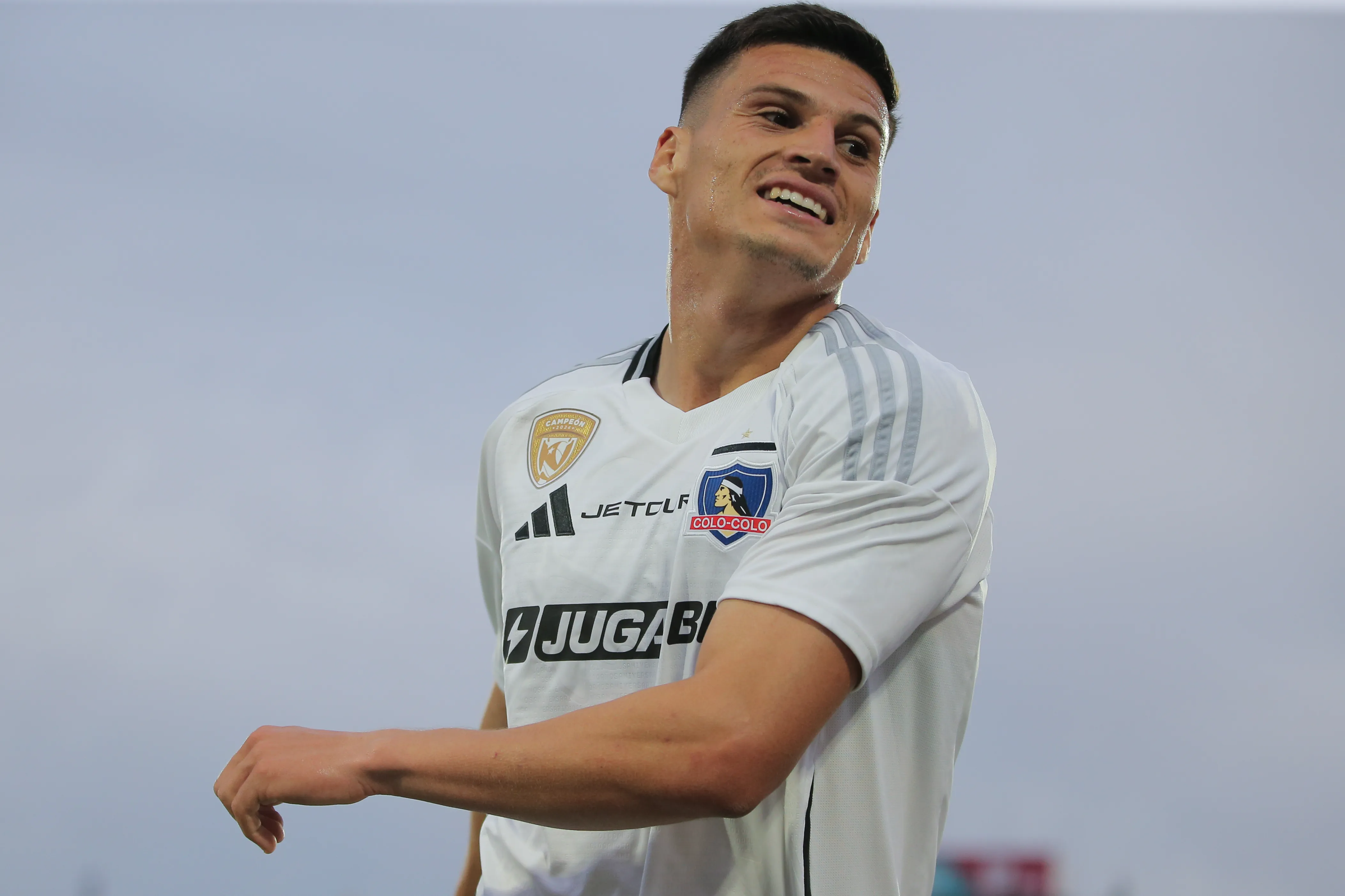 Lucas Cepeda debe definir su futuro en Colo Colo /Photosport