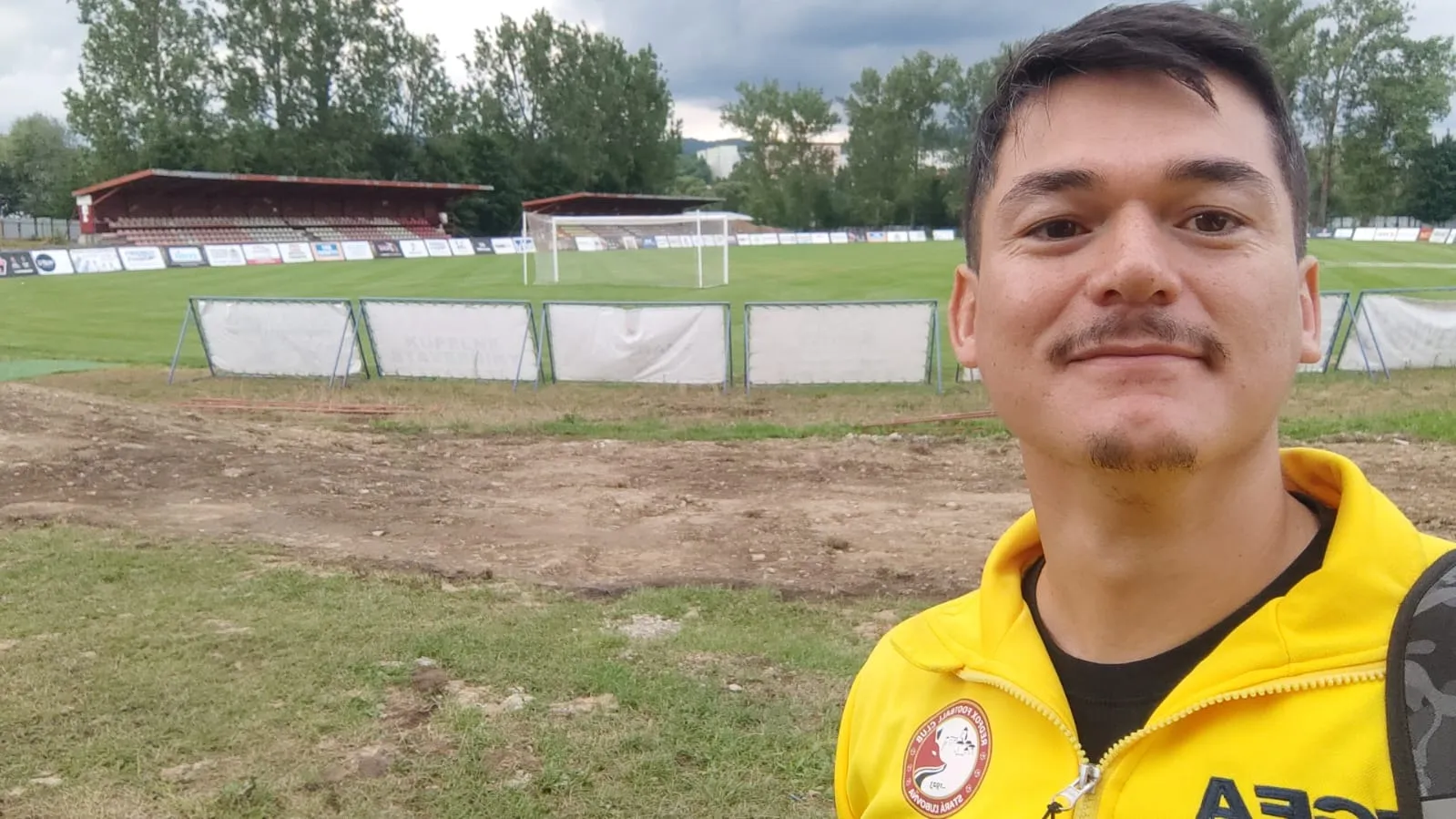 Manuel Sánchez desde Eslovaquia, donde lidera un proyecto del fútbol formativo. (Cedida).