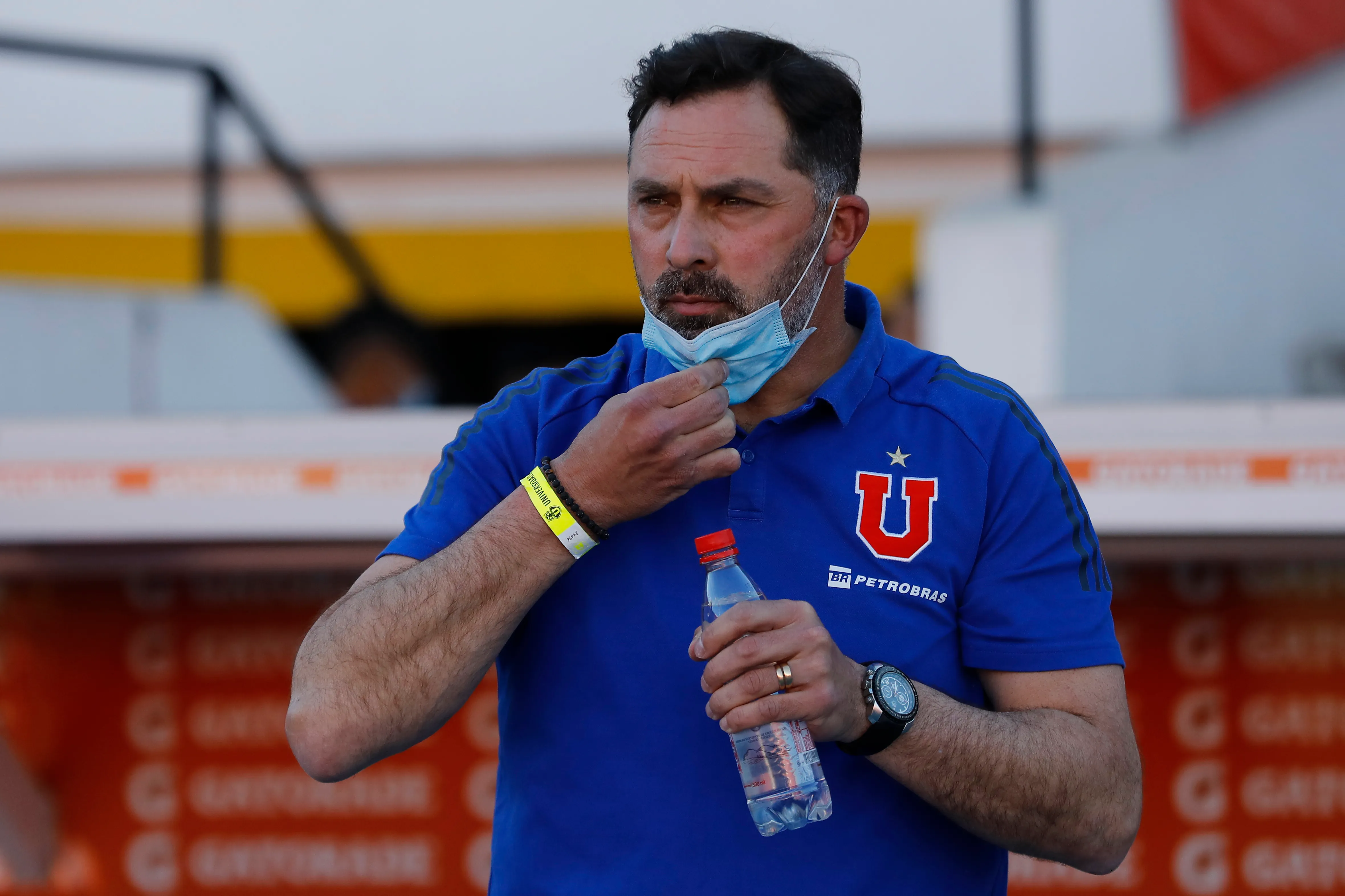 Hernán Caputto llegó a Universidad de Chile para comandar el proyecto del fútbol joven y terminó como DT. (Dragomir Yankovic/Photosport).