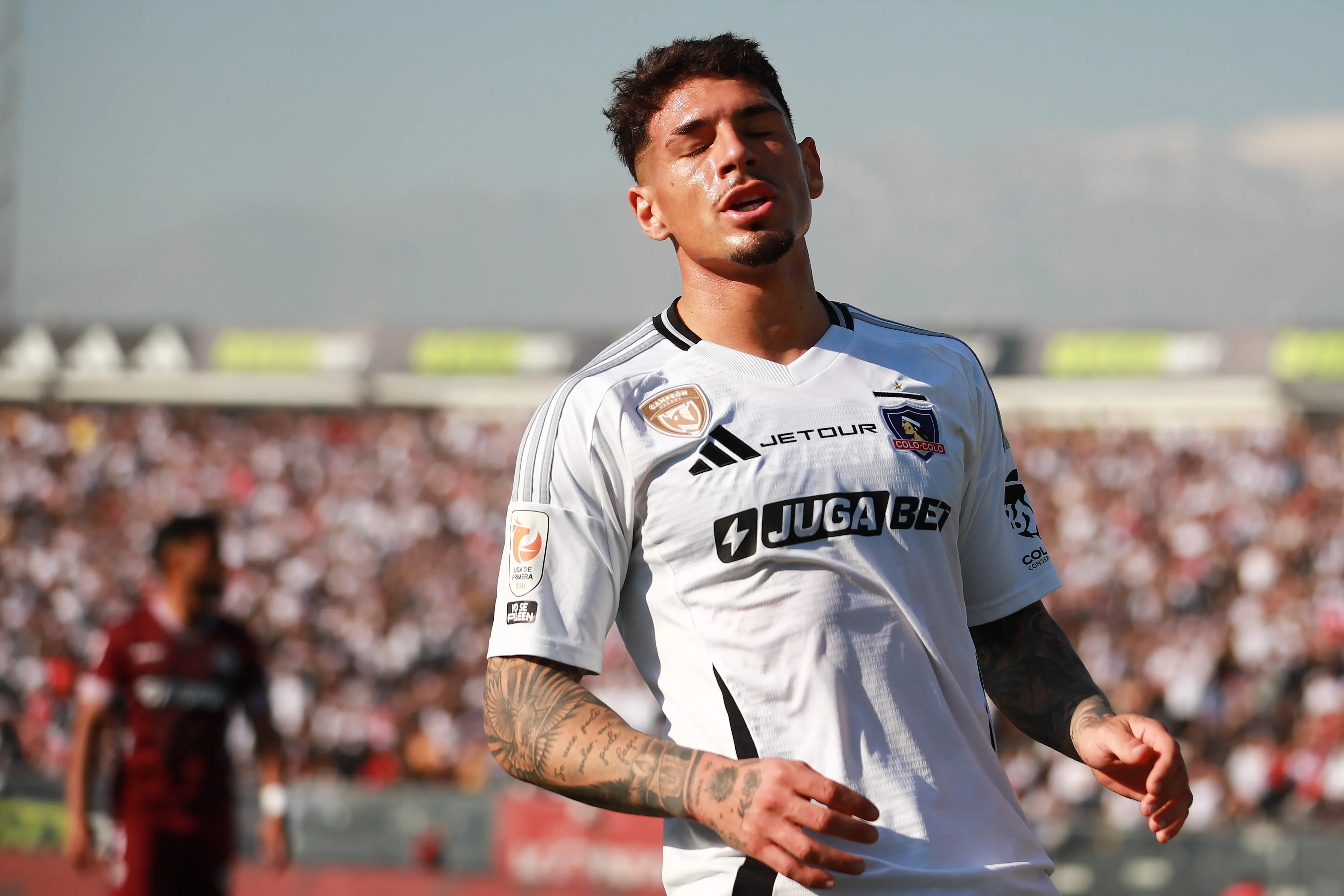 En medio de lesiones y una baja considerable, Saldivia busca salida | Photosport