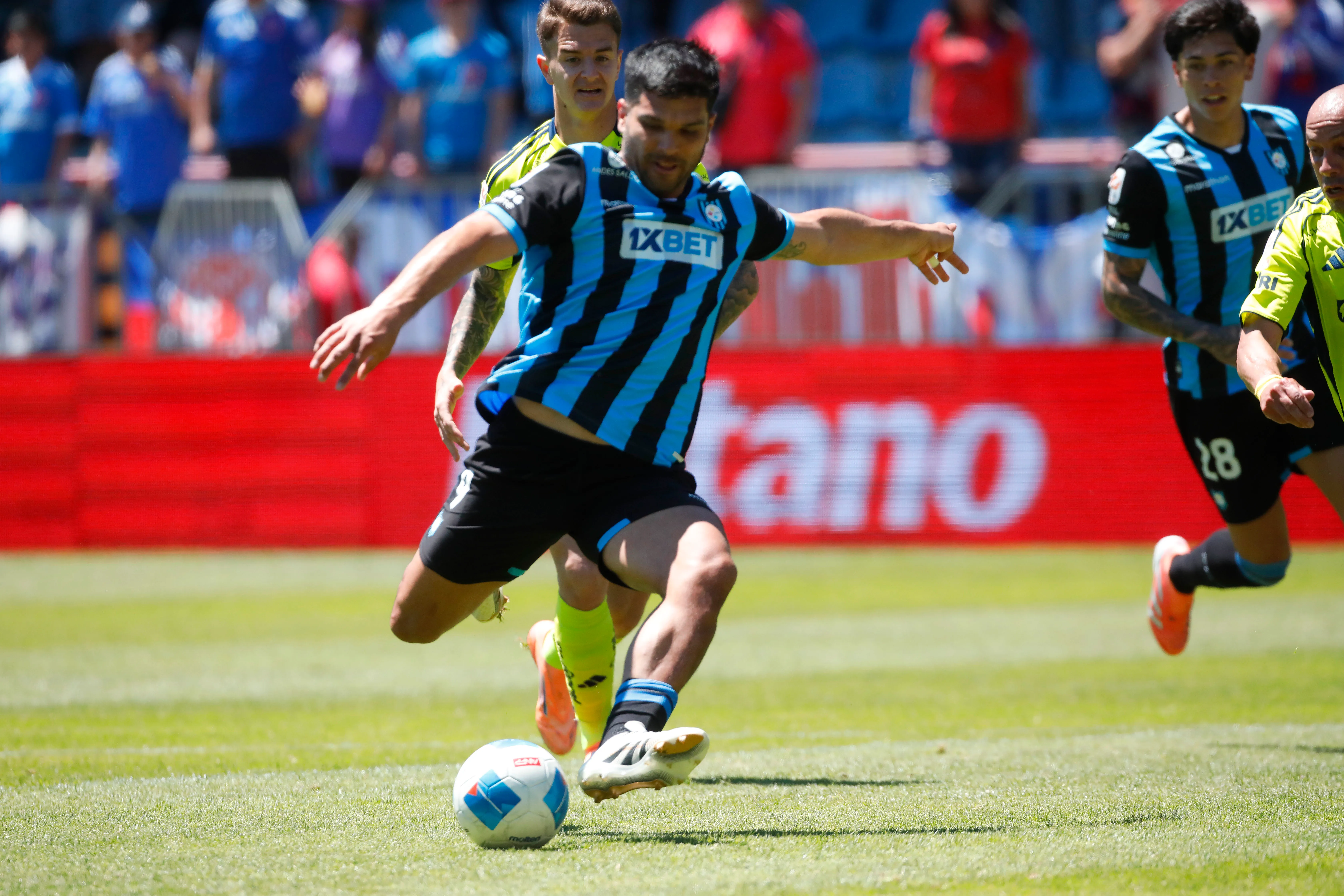 El jugador despertó el interés de clubes fuera de Chile.