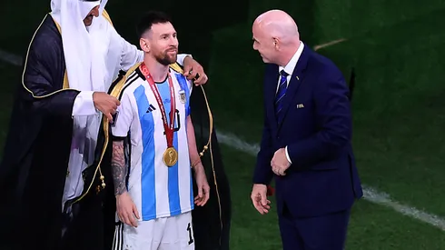 Infantino ya mostró su preferencia por Argentina de cara al próximo Mundial...